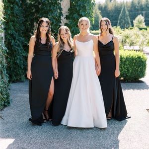 Allure boutique bridesmaid dress. Size 6. Built in padding.